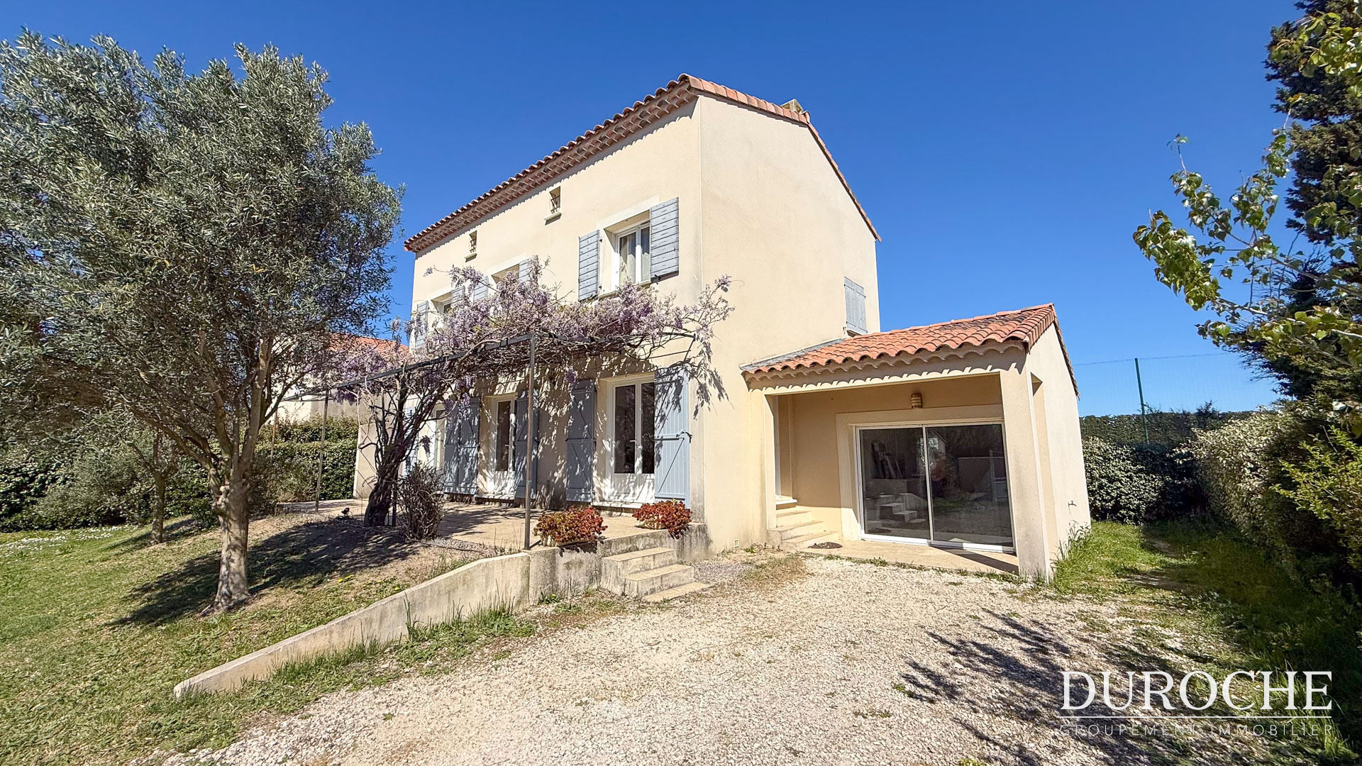 Agence immobilière de William AYPIOSS Yachts Properties