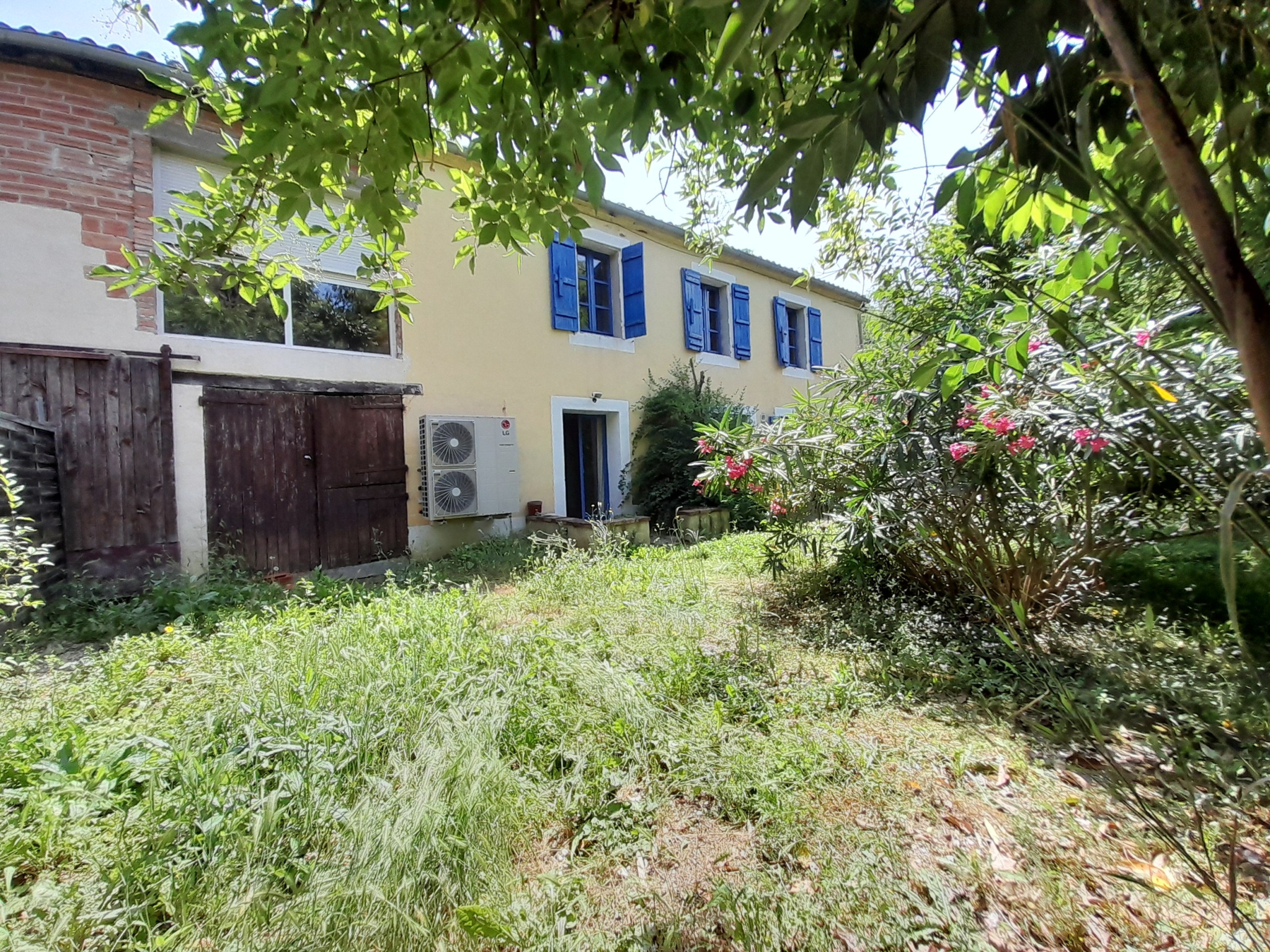 Agence immobilière de William AYPIOSS Yachts Properties